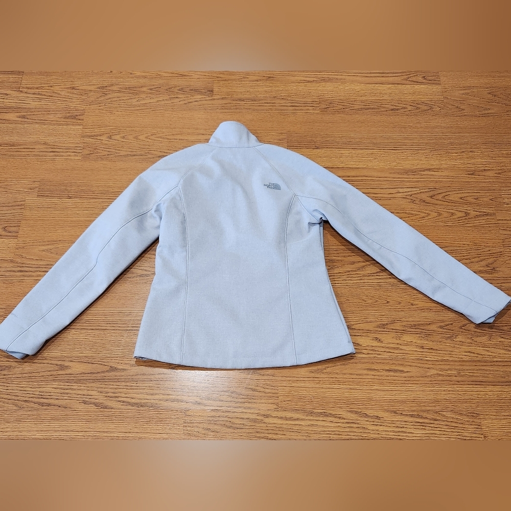 The North Face Women's Light Gray Jacket Size M - Picture 13 of 15